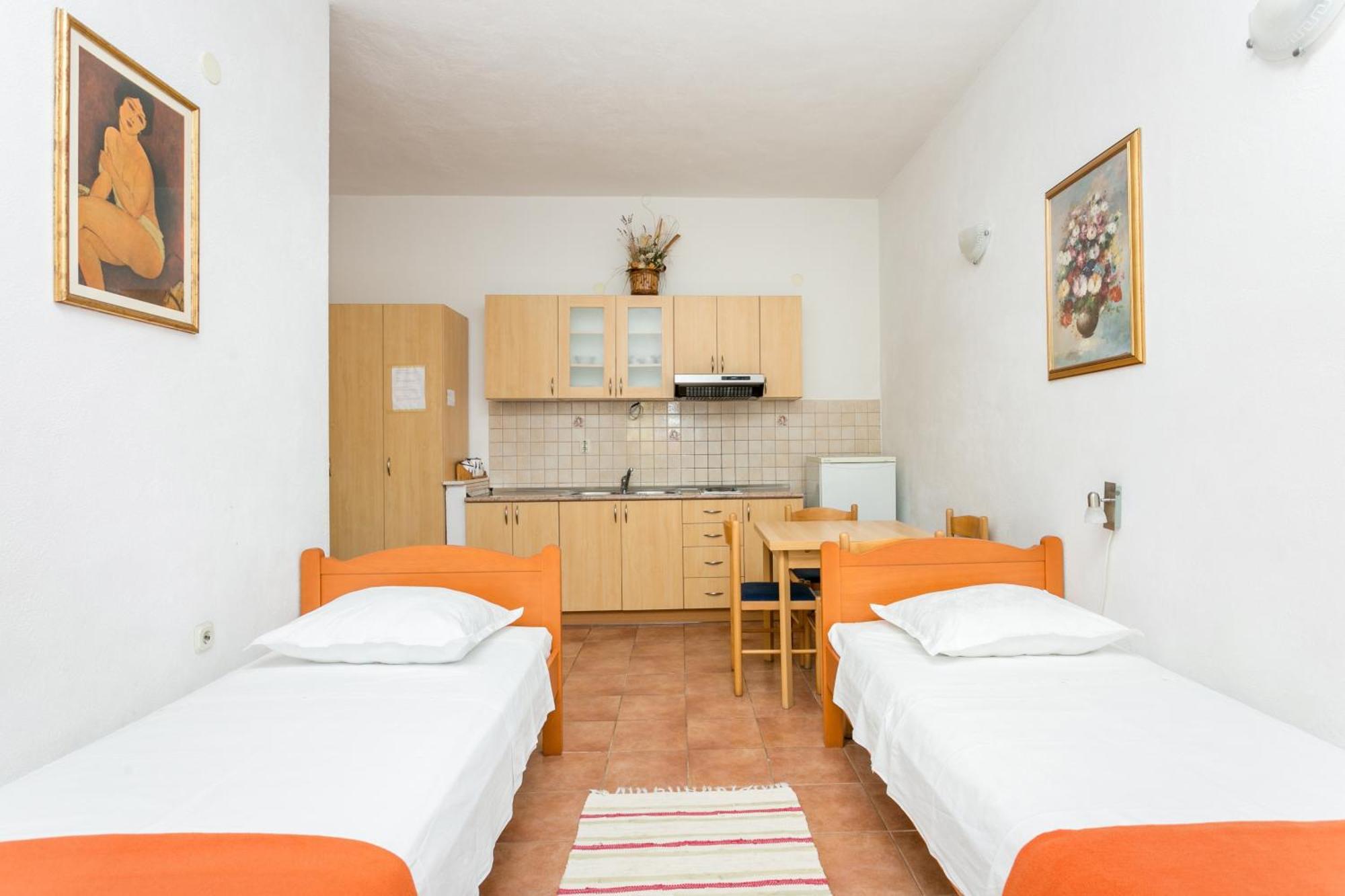 Apartments By The Sea Baska Voda, Makarska - 300 Cameră foto